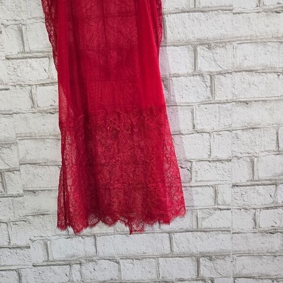 b.temptd red teddy nightgown - Picture 12 of 14
